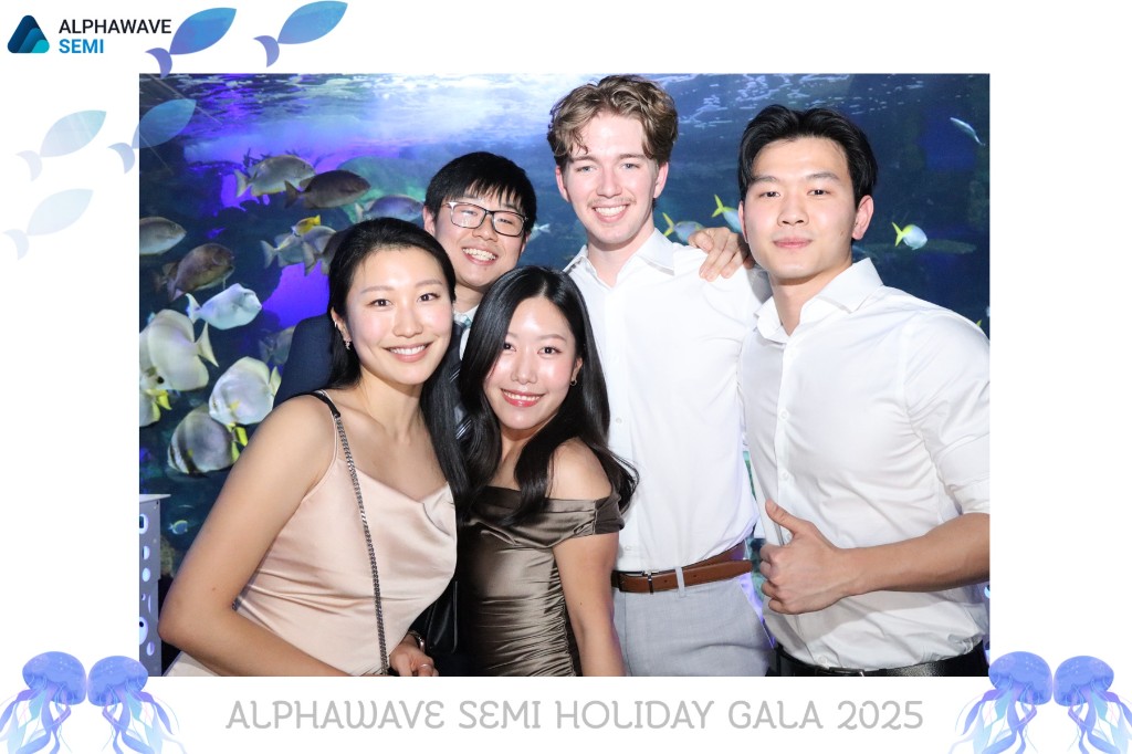 Alphawave Semi Holiday Gala — Robot Photobooth print