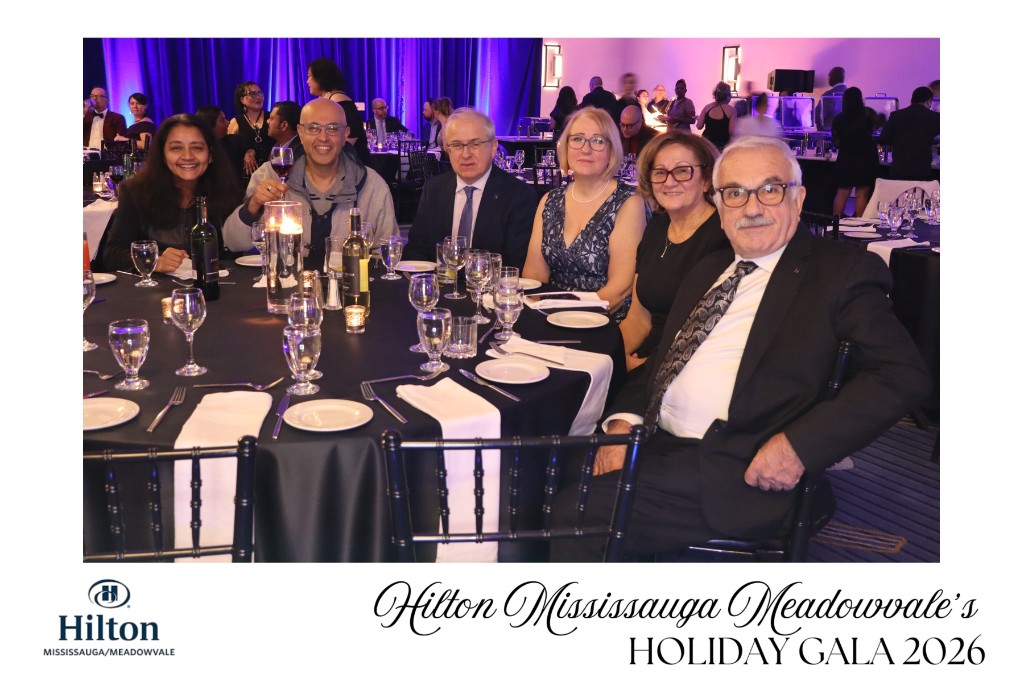 Hilton Mississauga Holiday Gala — Robot Photobooth print